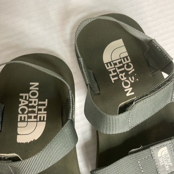 The North Face Skeena
Sandals Agave Green
Women's Size 7 - Picture 3 of 6